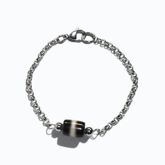 Black & White Dzi Bead Bracelet