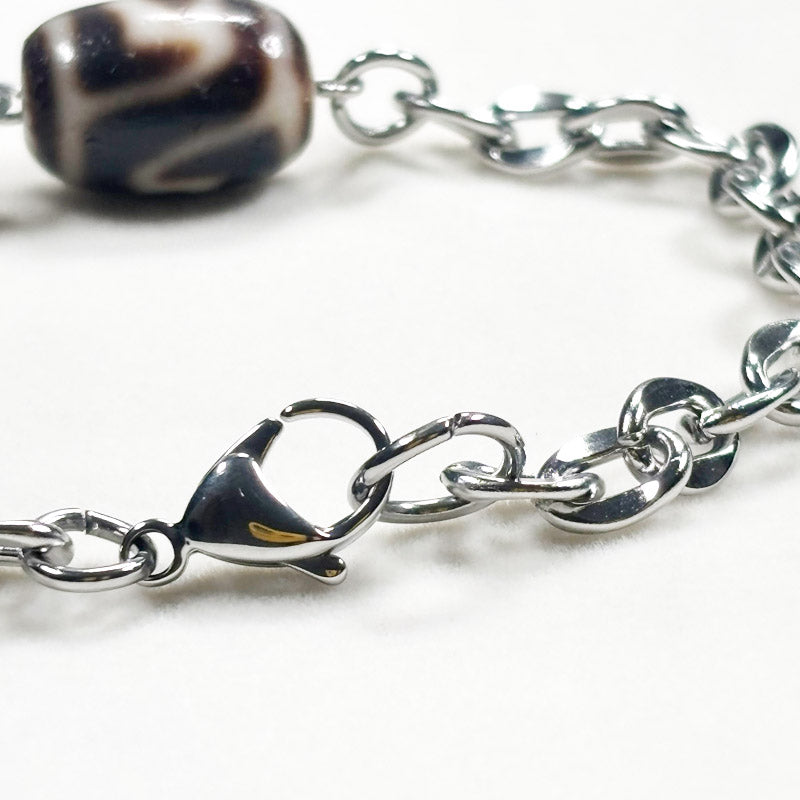 Lotus Dzi Bead Bracelet