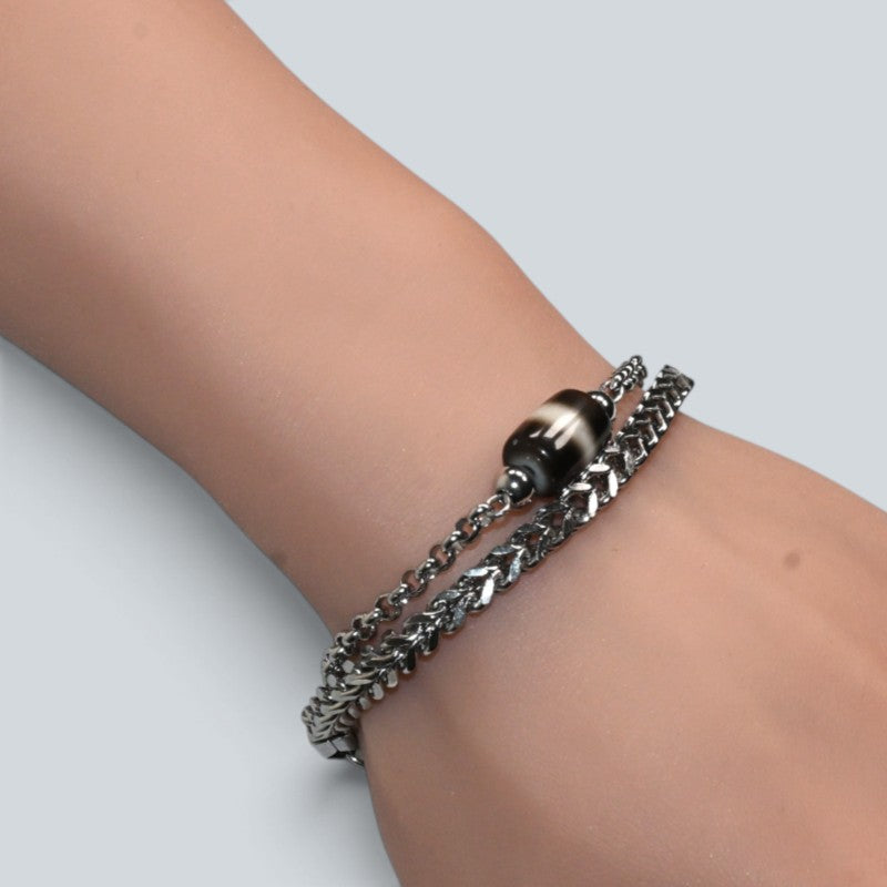 Black & White Dzi Bead Bracelet