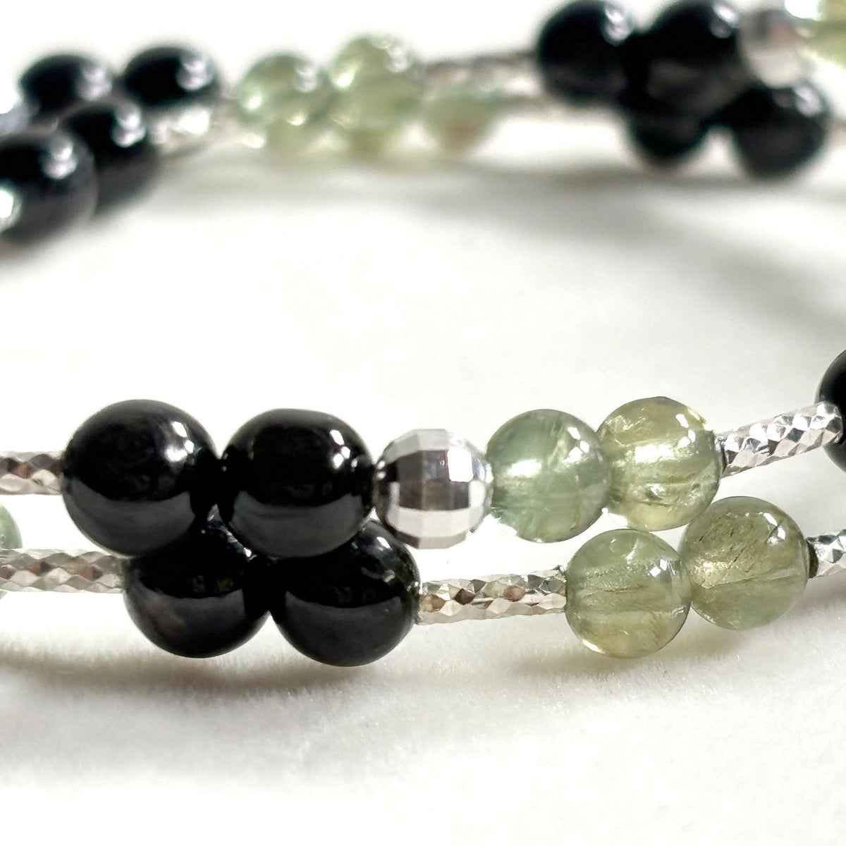 Black & White Dzi Bead + Hypersthene w/ Peridot Dual-Loop Bracelet