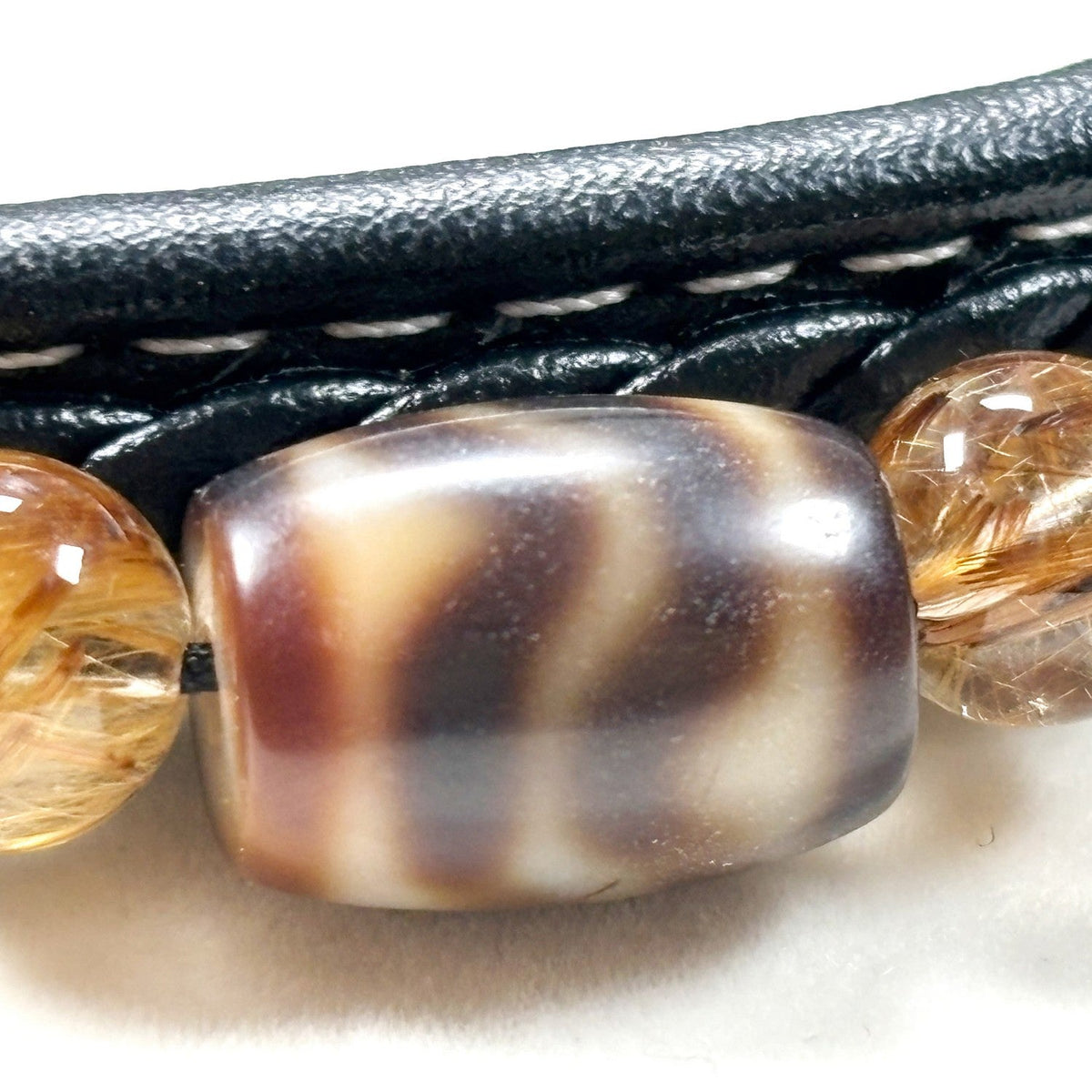 Wave Dzi Bead w/ Leather Bangle